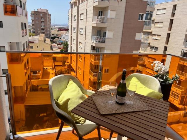 Central new build in Torrevieja - Apartamento de 2 dormitorios - 4