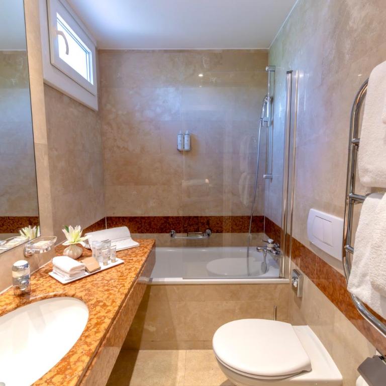 Carlton Lausanne Boutique Hôtel - Junior Suite - 10