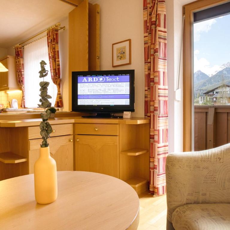 Haus Permona by Alpenglück Apartments - Apartment mit 1 Schlafzimmer, Balkon und Bergblick - 10