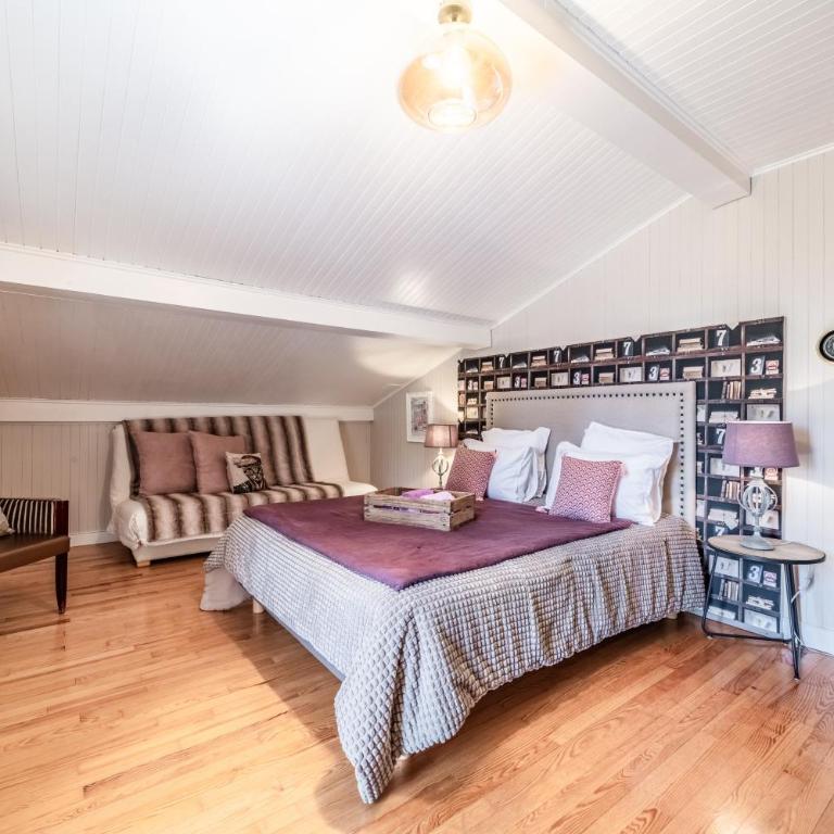 Le Chalet Des Pesettes - Chambre Quadruple avec Douche - 6