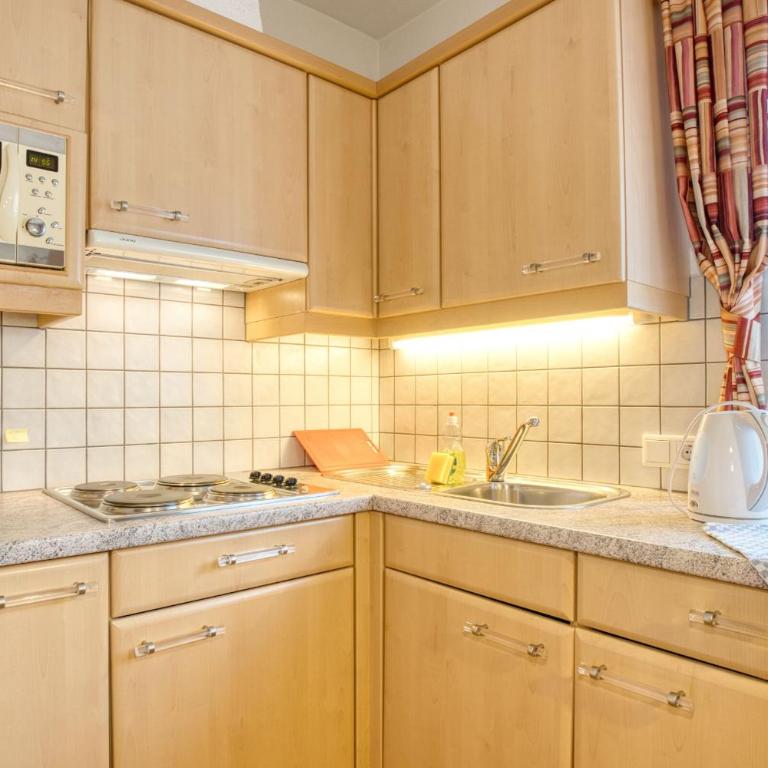 Haus Permona by Alpenglück Apartments - Apartment mit 1 Schlafzimmer, Balkon und Bergblick - 14