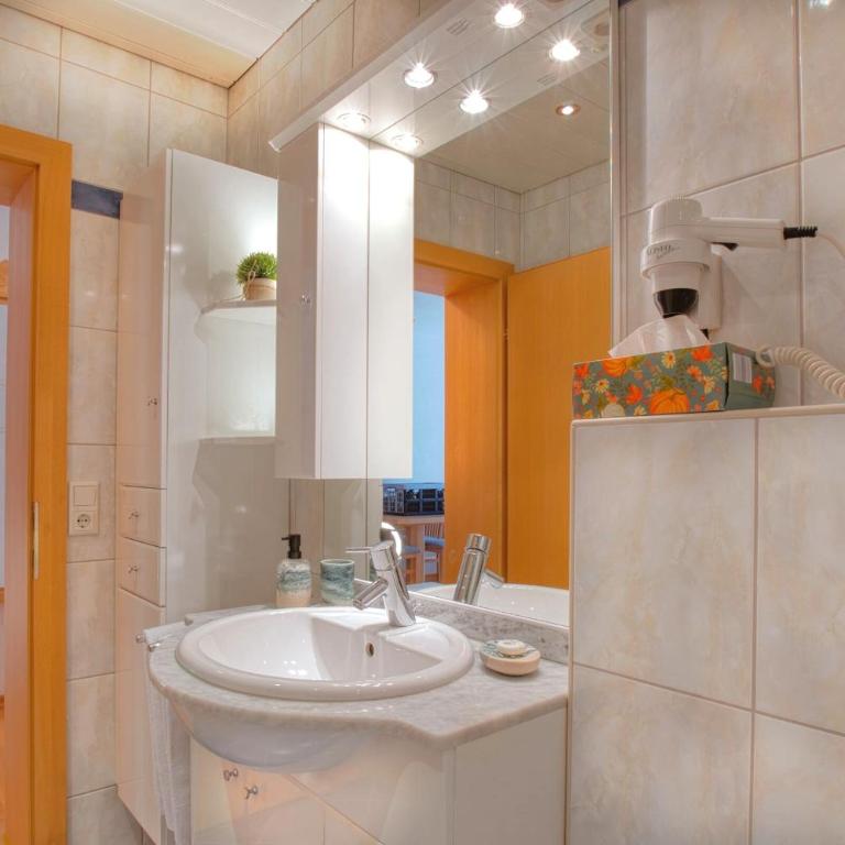 Haus Permona by Alpenglück Apartments - Apartment mit 1 Schlafzimmer und Balkon - 14