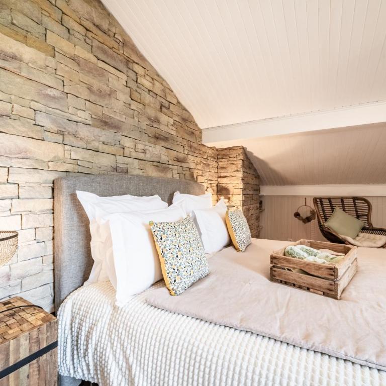 Le Chalet Des Pesettes - Chambre Double - Vue sur Montagne - 2