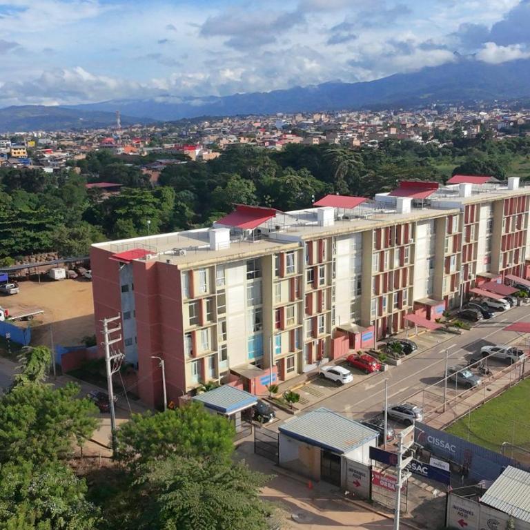 Spacious and Comfortable Apartment with Parking - Apartment - 17
