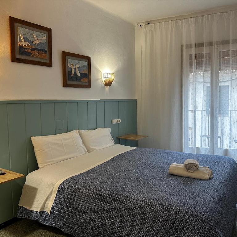 P&R hostals Maria Rosa - Habitación Doble con balcón - 2