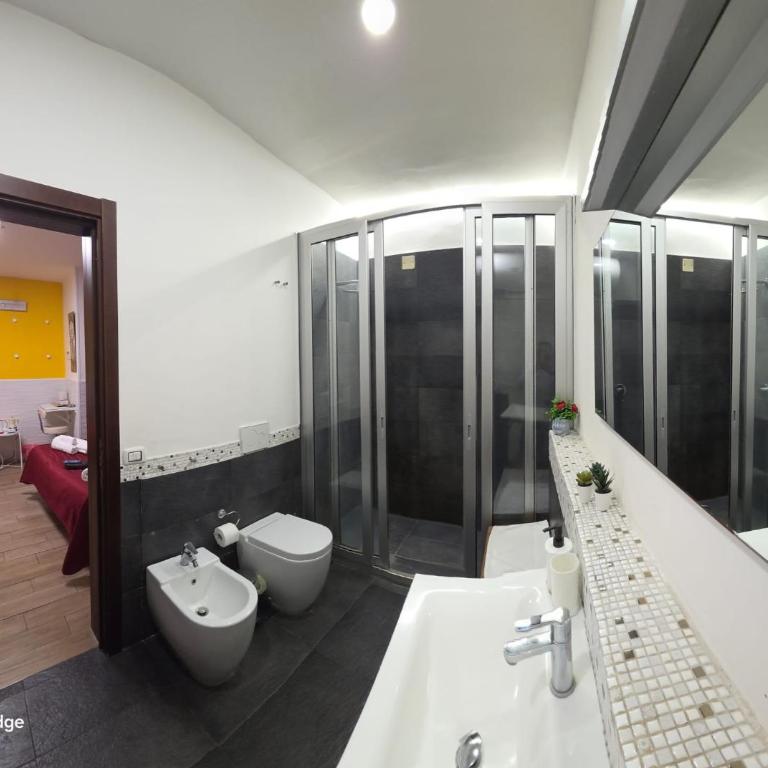 House di Federico - Triple Room with Private Bathroom - 16