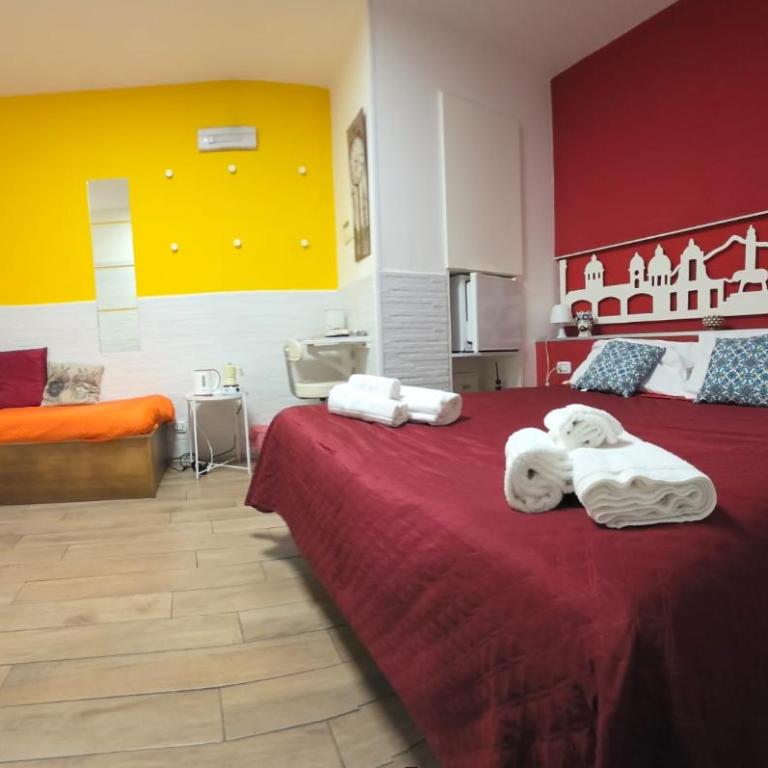 House di Federico - Triple Room with Private Bathroom - 6