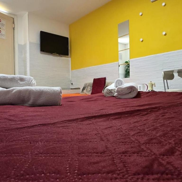 House di Federico - Triple Room with Private Bathroom - 7