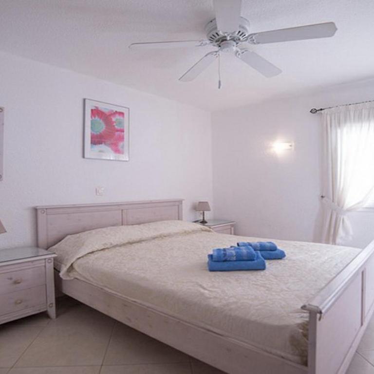 Beachfront beautiful 3-bedroom Bungalow - Casa Unifamiliar de 3 dormitorios - 25