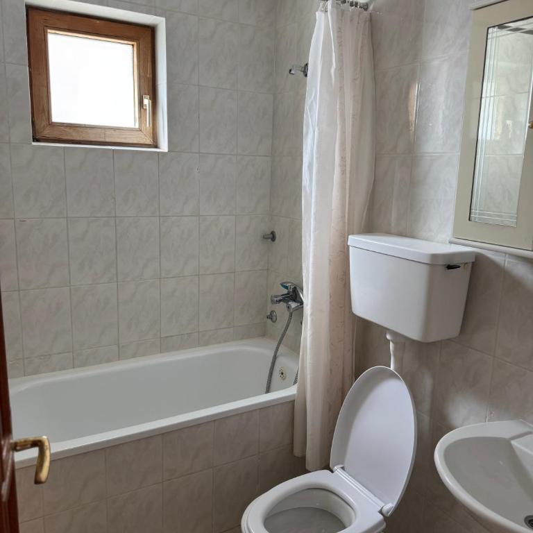 Apartments Top of Budva - Superior Trokrevetna Soba sa Pogledom na More - 4