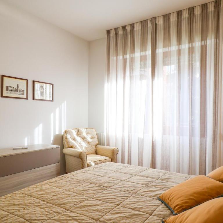 Great Apartment near the Centre - with Free Parking - Apartment mit 3 Schlafzimmern und Balkon - 19