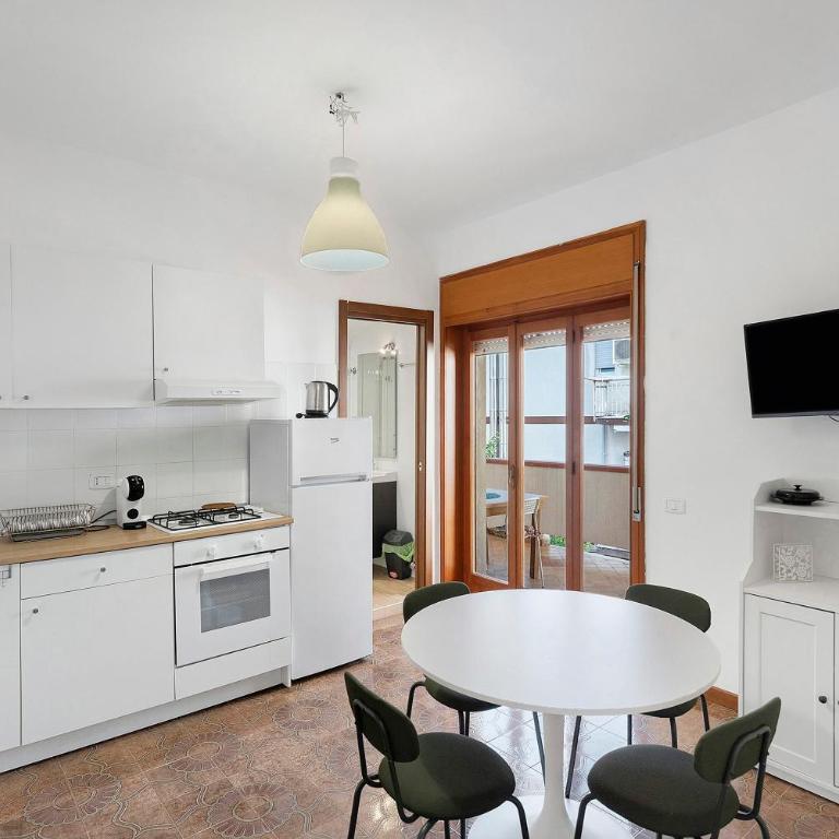 Ai4venti - Appartamento Superior con 1 Camera da Letto e Balcone - 2