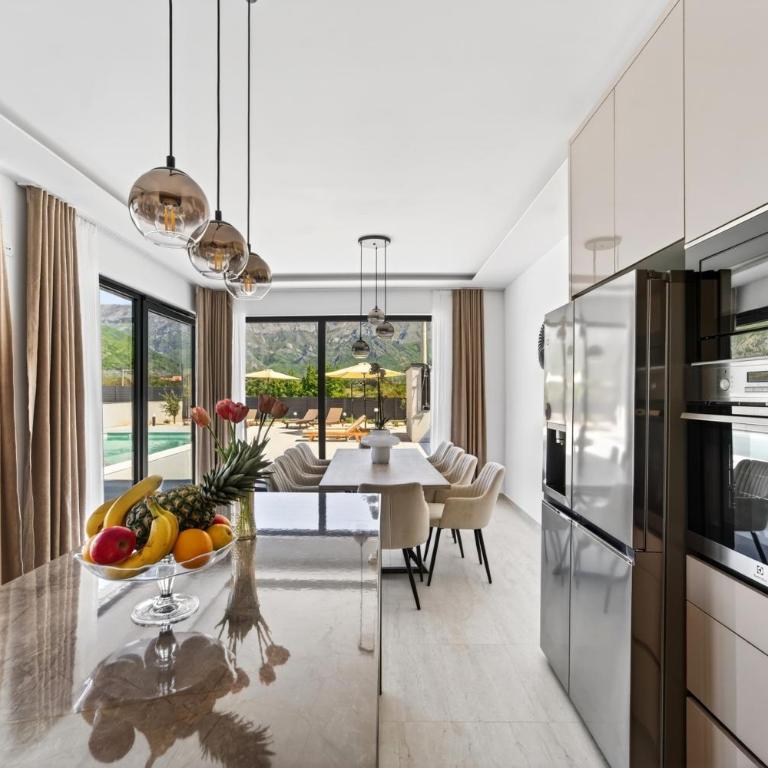 Villa Tadea - Three-Bedroom Villa - 20