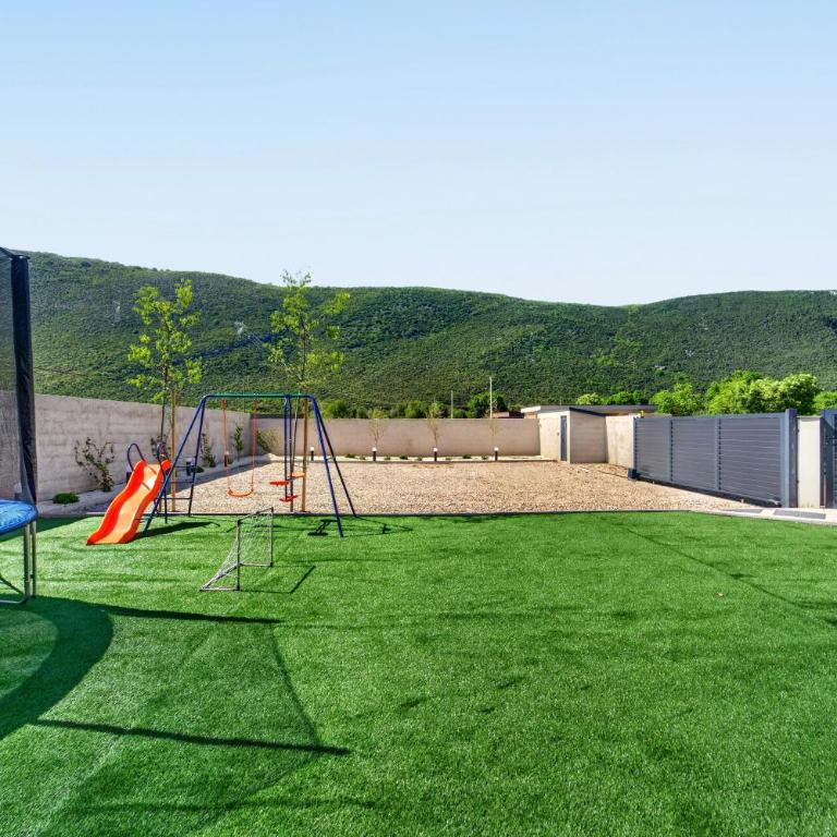 Villa Tadea - Three-Bedroom Villa - 77