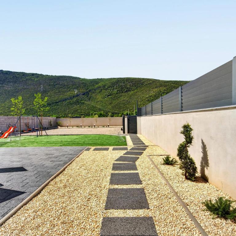 Villa Tadea - Three-Bedroom Villa - 73