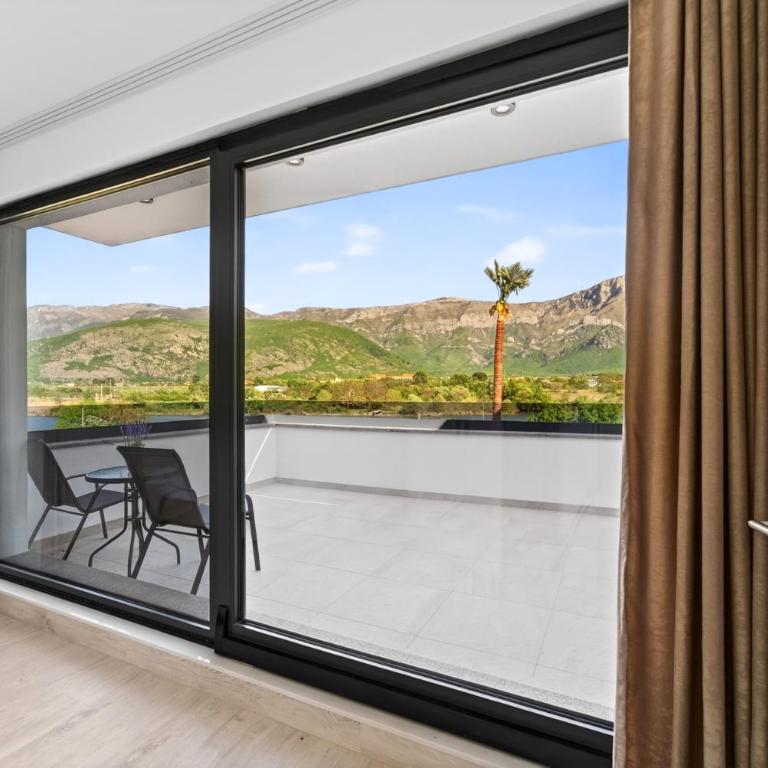 Villa Tadea - Three-Bedroom Villa - 44