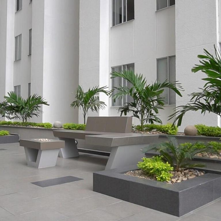 Apartamento moderno en zona exclusiva - Three-Bedroom Apartment - 7