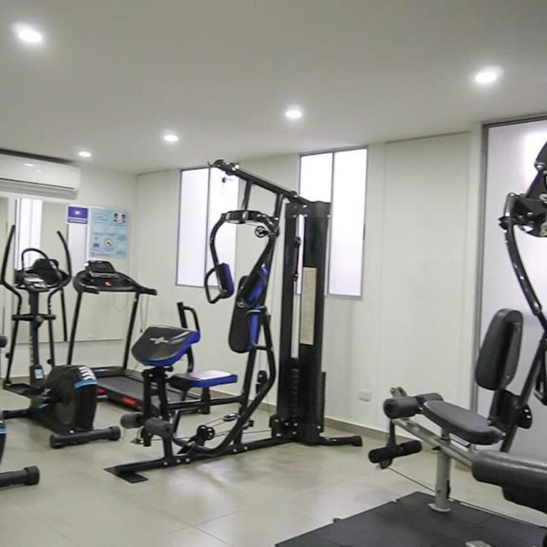 Apartamento moderno en zona exclusiva - Three-Bedroom Apartment - 14