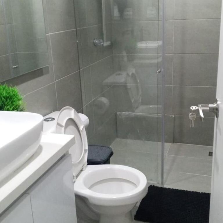 Apartment close to the beach and airport - Three-Bedroom Apartment - 19