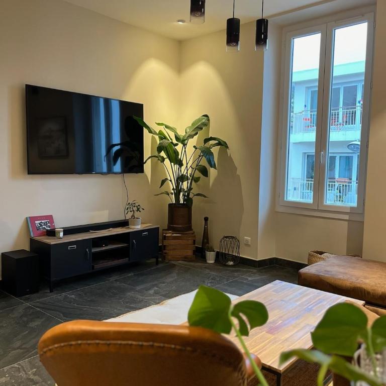 Urban Design 6 people near dowtown with air conditioning & Netflix - Appartement 3 Chambres - 6