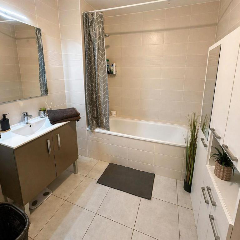 Casa Solara - 2 chambres & Piscine & Parking & Clim - Apartment mit 2 Schlafzimmern - 10