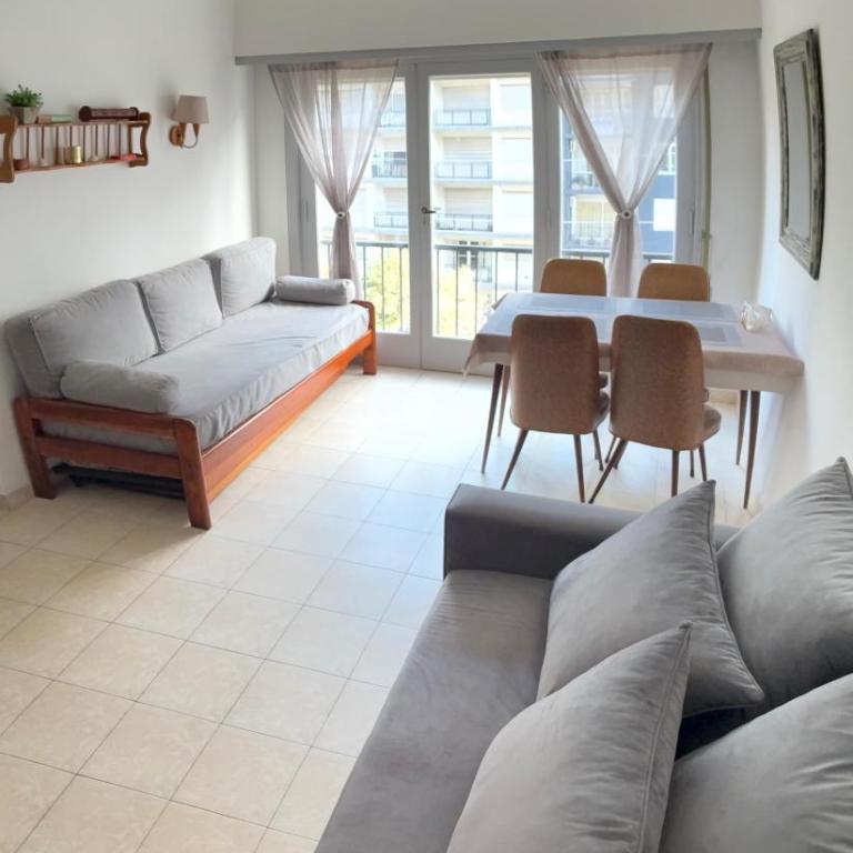 Retro Style - One-Bedroom Apartment - 7