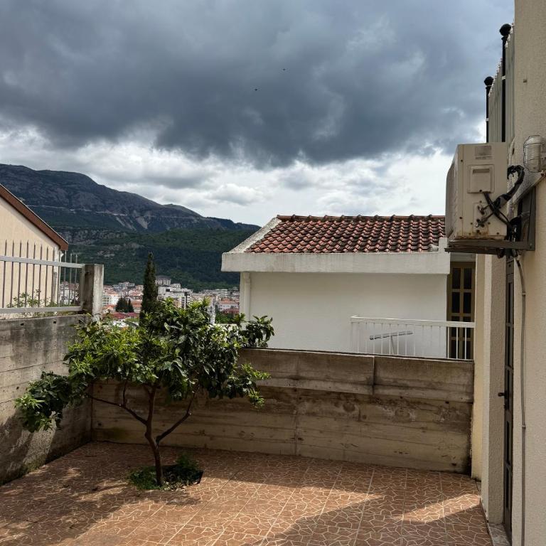 Apartments Top of Budva - Apartman sa Pogledom na Vrt - 8