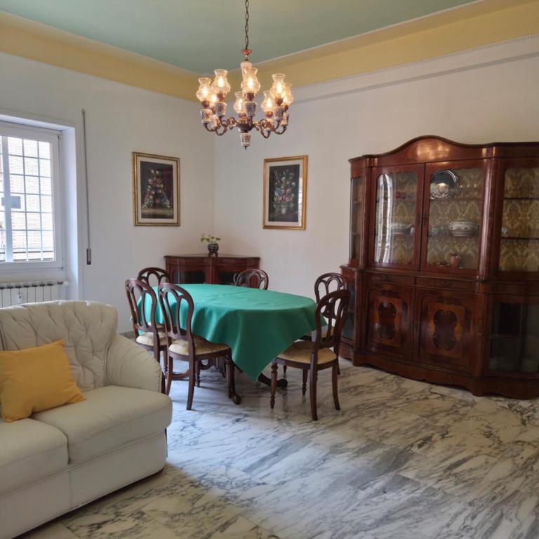Casa Antonietta - Appartamento con 2 Camere da Letto e Balcone - 1
