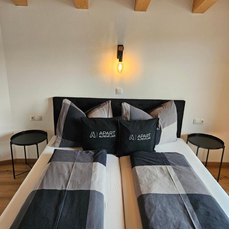 Apart Alpenflair - Apartment mit Blick auf die Berge - 2