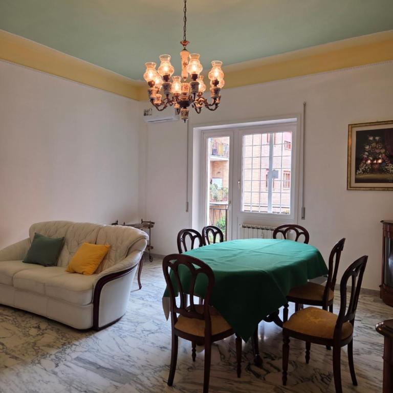 Casa Antonietta - Appartamento con 2 Camere da Letto e Balcone - 9