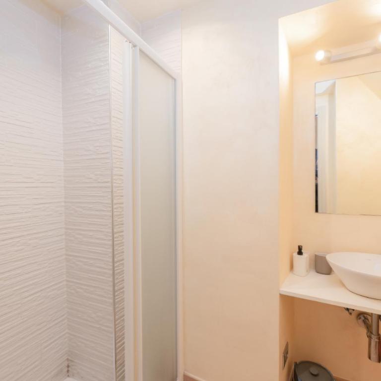 Suite Carlina - One-Bedroom Apartment - 12