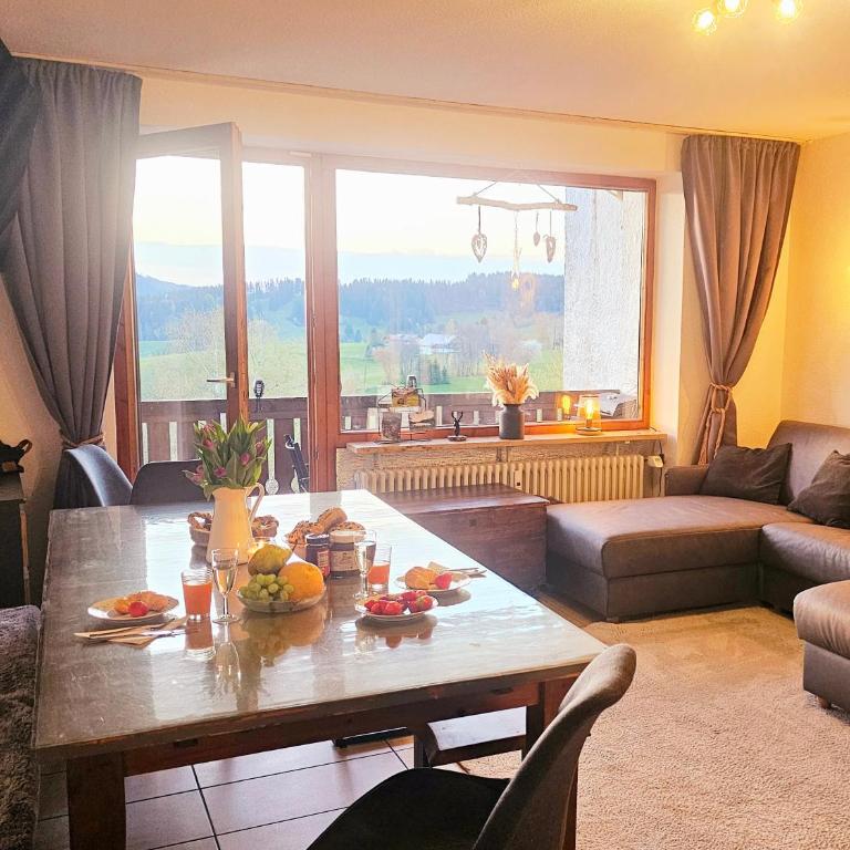 Alp-Juwel - mit Hallenbad und Sauna, 4 Schlafbereiche, Hallenbad, Sauna, inklusive Bettwäsche, Handtücher, tolle Kinderausstattung - Apartment mit 3 Schlafzimmern - 2