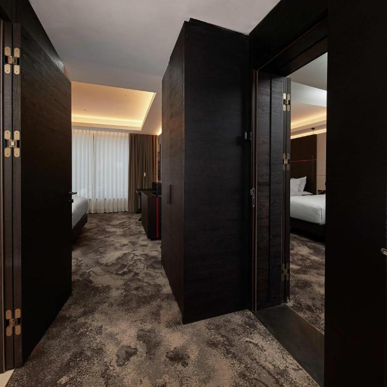 Hilton Belgrade - Porodična Soba sa Bračnim Krevetom (King-size) - 1
