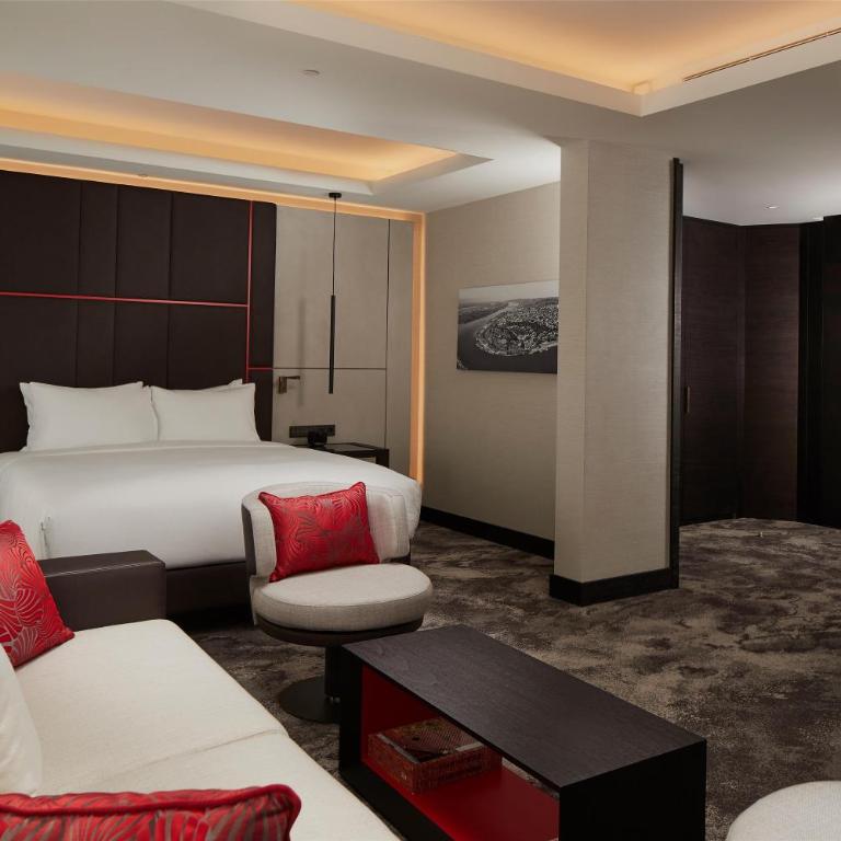 Hilton Belgrade - Junior Suite - 3