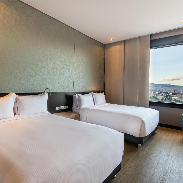 Hilton DoubleTree Bogotá Salitre AR - Habitación Doble - 2 camas dobles - 2