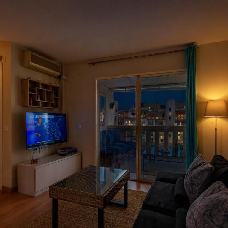 Ático Céntrico con Parking Gratis - Apartamento Ático - 16