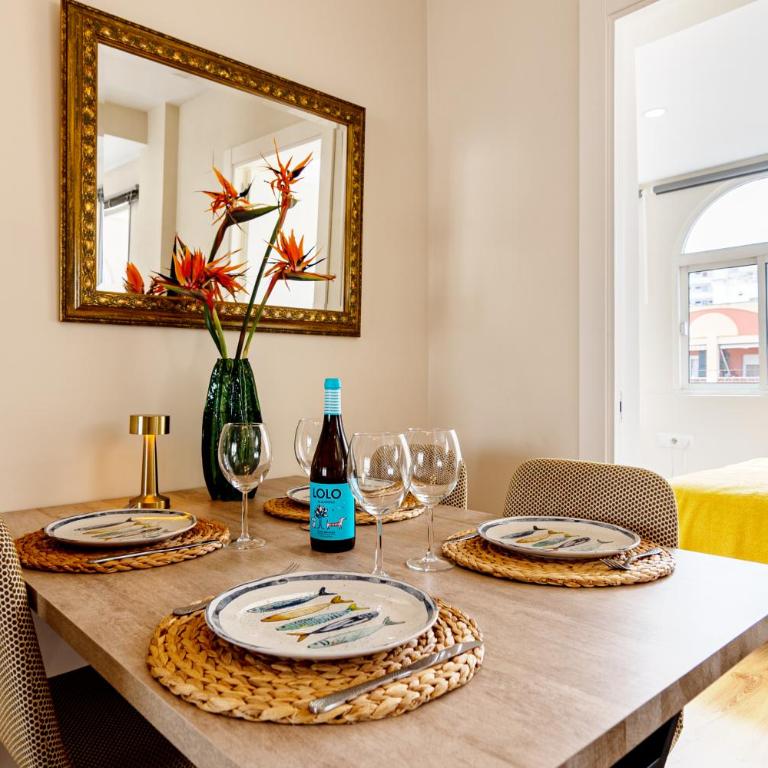 Ático Céntrico con Parking Gratis - Apartamento Ático - 6