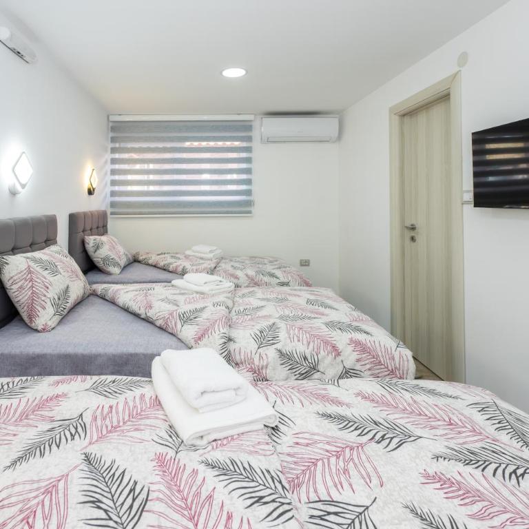 Apartmani Dino Kolasin - Standardna Trokrevetna Soba - 5