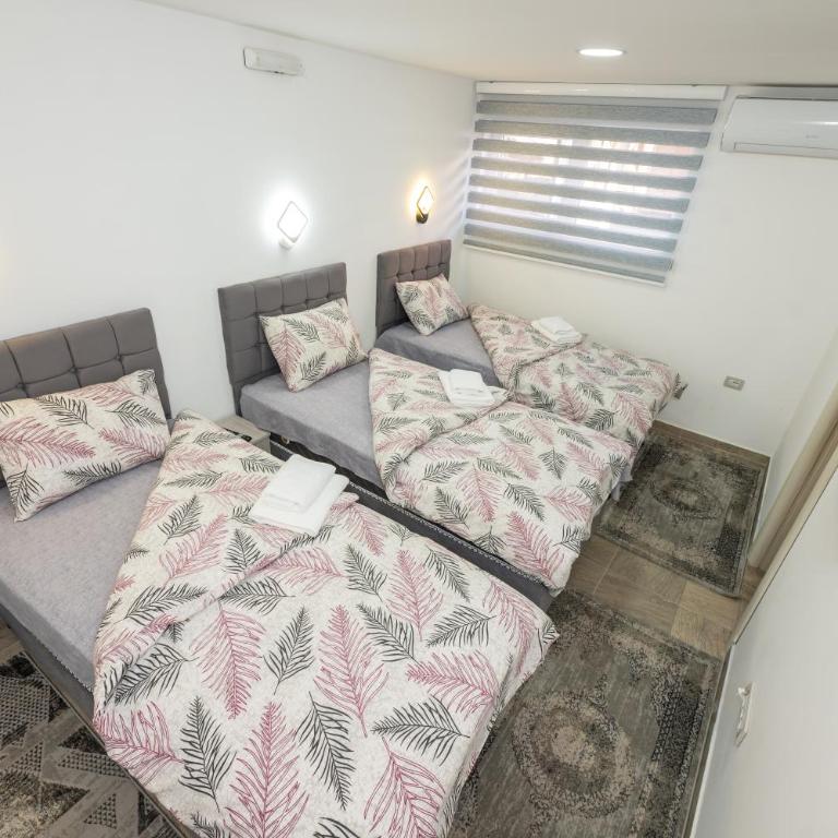 Apartmani Dino Kolasin - Standardna Trokrevetna Soba - 6