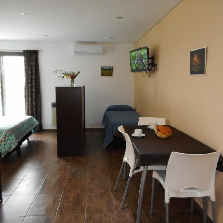 Mariaflorales - Triple Room - 9