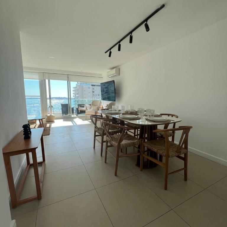 Apartment overlooking Mansa Beach - Apartamento de 3 dormitorios - 11