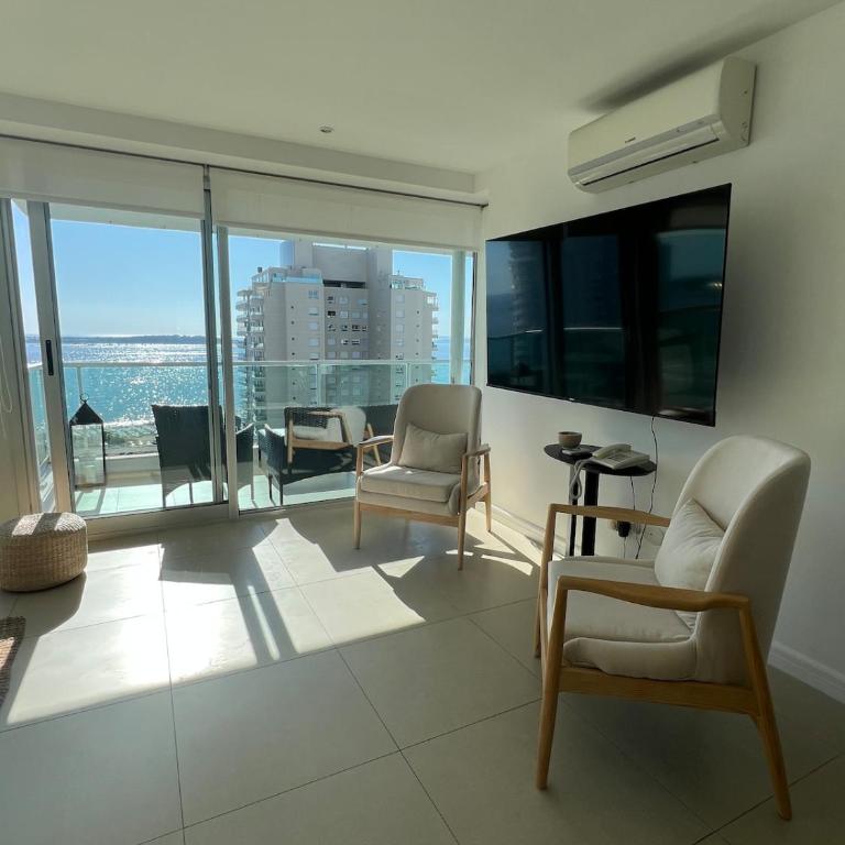 Apartment overlooking Mansa Beach - Apartamento de 3 dormitorios - 12
