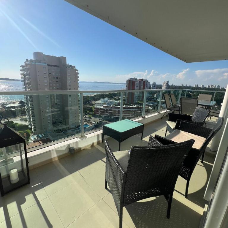 Apartment overlooking Mansa Beach - Apartamento de 3 dormitorios - 26