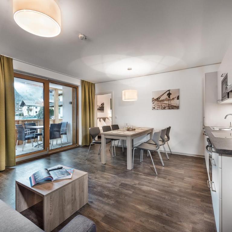 AlpenParks Hotel & Apartment Orgler Kaprun - Apartment mit 2 Schlafzimmern - 4