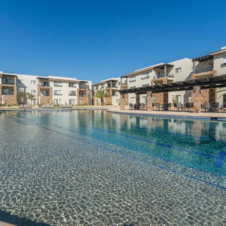 Modern Condo in El Tezal, Peaceful, Secure & Minutes from Cabo Hotspots - Apartamento de 2 dormitorios - 1