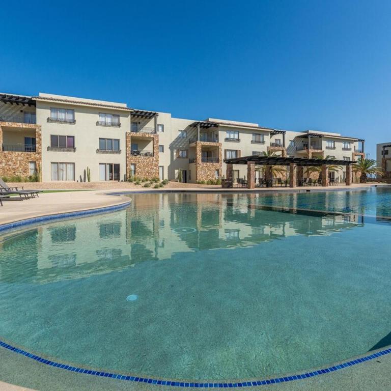 Modern Condo in El Tezal, Peaceful, Secure & Minutes from Cabo Hotspots - Apartamento de 2 dormitorios - 7