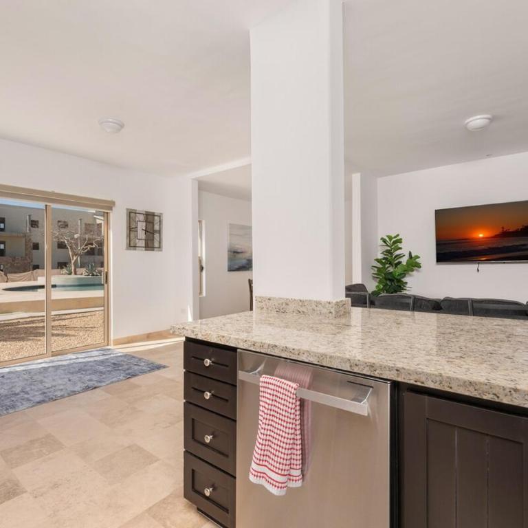 Modern Condo in El Tezal, Peaceful, Secure & Minutes from Cabo Hotspots - Apartamento de 2 dormitorios - 8