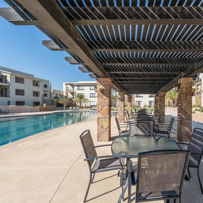 Modern Condo in El Tezal, Peaceful, Secure & Minutes from Cabo Hotspots - Apartamento de 2 dormitorios - 16