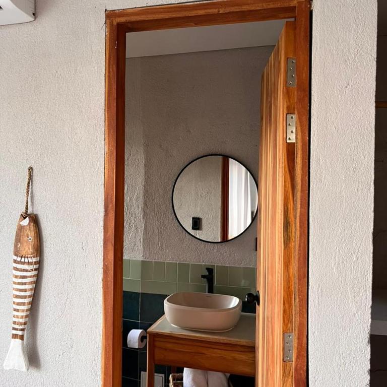 Perla Roca Hotel Boutique - Beach Front - Deluxe Double Room with Sea View - 17