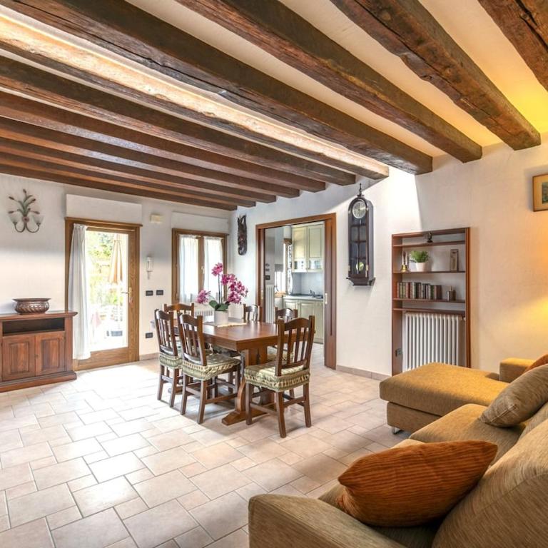Venice Secret Garden Apt Steps from Biennale - Apartment mit 3 Schlafzimmern - 1